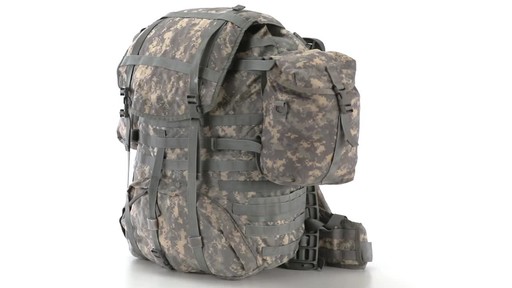 US MIL ACU MAIN PACK COMPLETE 360 View - image 3 from the video