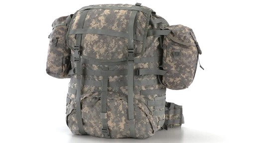 US MIL ACU MAIN PACK COMPLETE 360 View - image 4 from the video