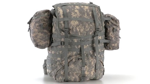 US MIL ACU MAIN PACK COMPLETE 360 View - image 5 from the video