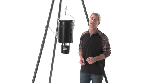 American Hunter 5-gallon Digital Hanging Bucket Feeder - image 10 from the video
