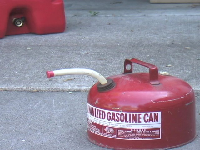 DuraMAX Flo N' Go Fuel Tank - image 1 from the video