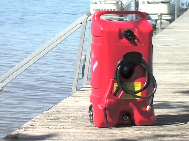 DuraMAX Flo N' Go Fuel Tank - image 3 from the video