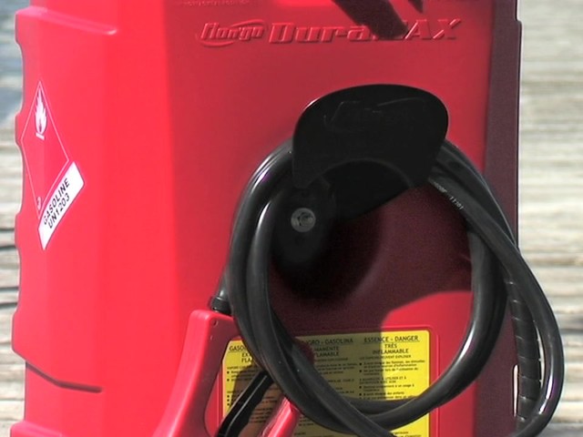 DuraMAX Flo N' Go Fuel Tank - image 4 from the video