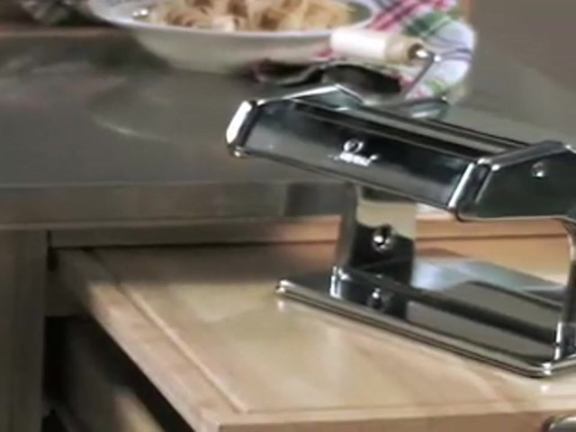 Manual Pasta Maker  - image 7 from the video