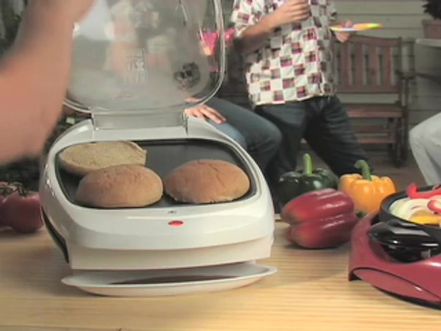 George Foreman&#153; Grill and Fajita Maker Combo - image 4 from the video