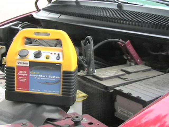 Vector&reg; Elite Jumpstarter  - image 10 from the video