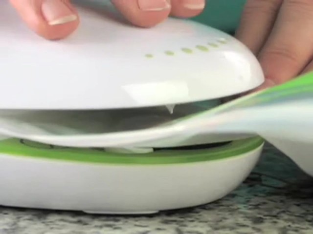 Oliso&#153; Frisper&#153; Vacuum Food Sealer - image 5 from the video