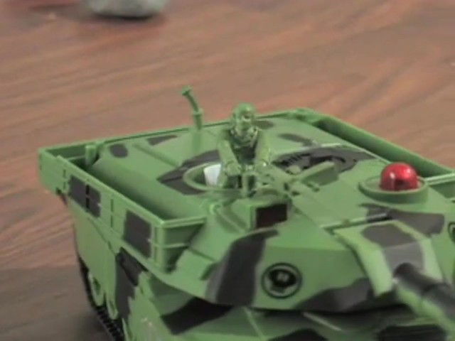 Commando Challenge&#153; RC Fighting Tanks - image 3 from the video