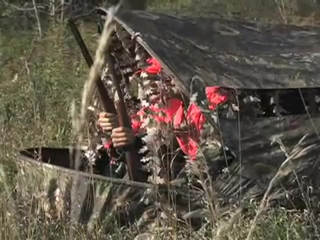 Quick - Sit 1 - Man Chair Blind Mossy Oak&reg; Break - Up&#153; - image 9 from the video