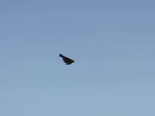 RC B - 2 Spirit Bomber - image 3 from the video