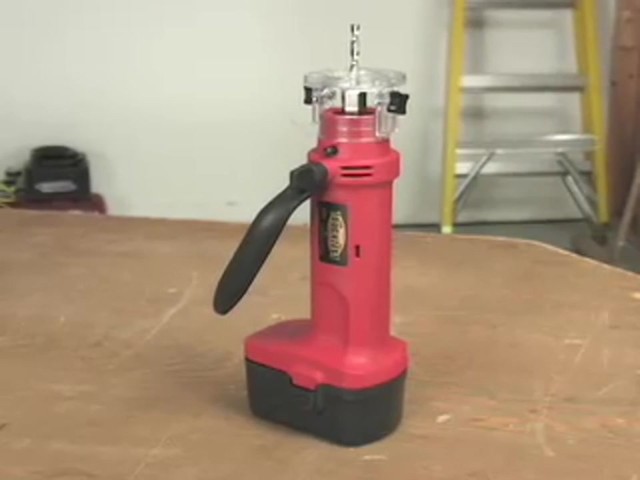 18V Cordless Rotary Cutout Tool - image 10 from the video