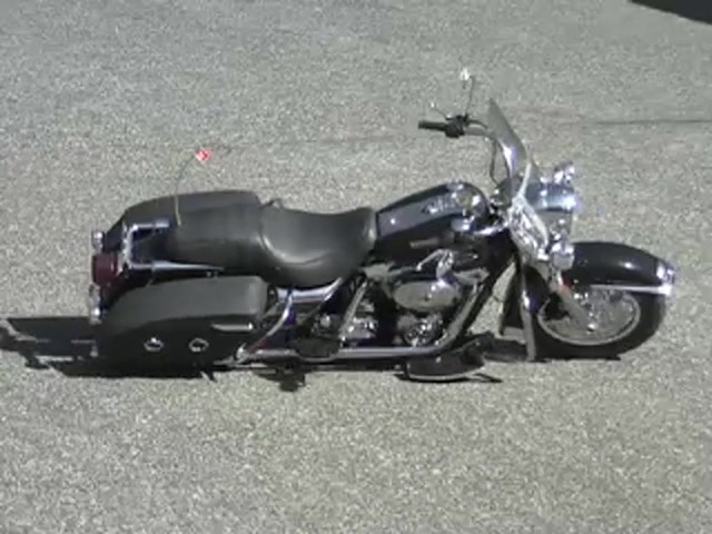 Harley - Davidson&reg; Road King Radio - controlled Scale Model Motorcycle - image 9 from the video