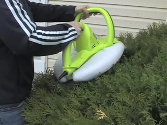 Garden Groom&reg; Collecting Power Hedge Trimmer - image 4 from the video