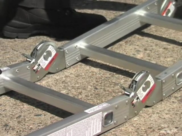 7' Articulating Ladder - image 5 from the video