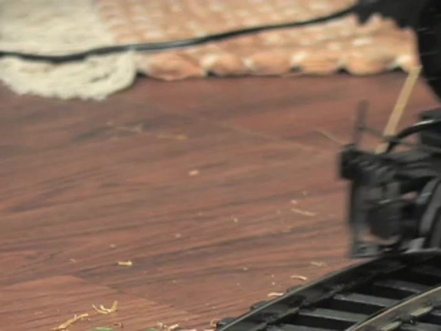 Limited Edition Santa Fe Die Cast Train Set - image 5 from the video