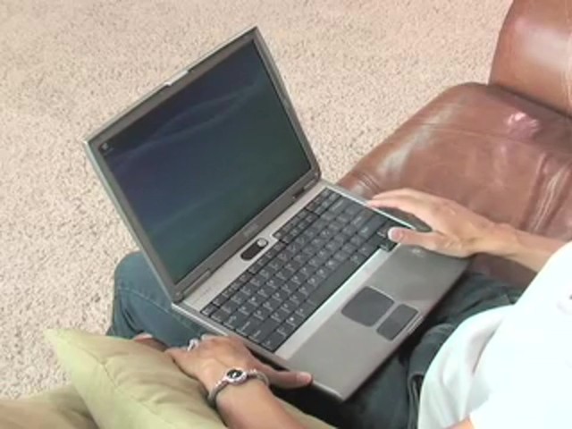 Refurbished Pentium&reg; 4 Laptop Notebook Computer - image 7 from the video