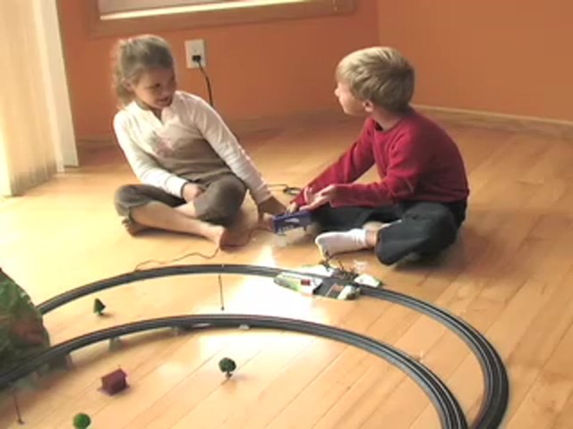 Freightline U.S.A. Train Set - image 8 from the video