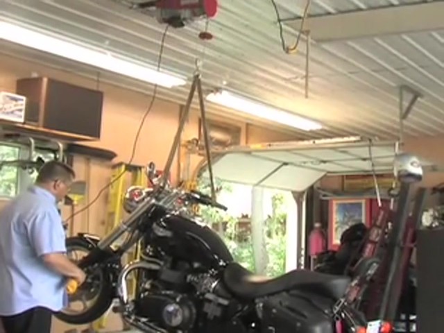 880 - lb. Electric Cable Hoist - image 1 from the video