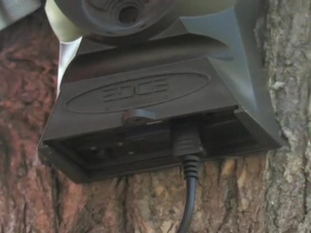 Edge&#153; Encounter Game Camera  - image 5 from the video