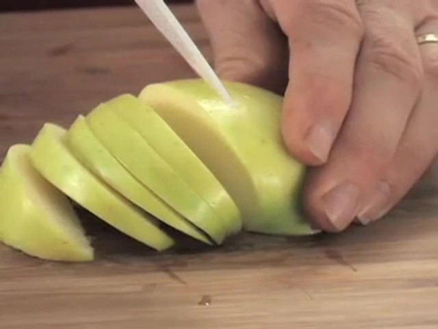 Ceramic Paring Knife - image 8 from the video
