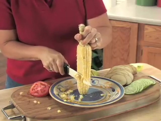 Ceramic Paring Knife - image 9 from the video