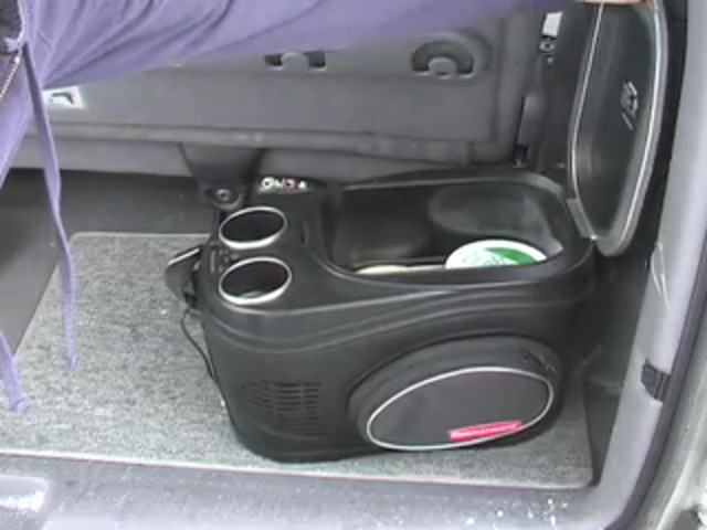 Rubbermaid&reg; 8 - qt. Cooler & Warmer - image 7 from the video