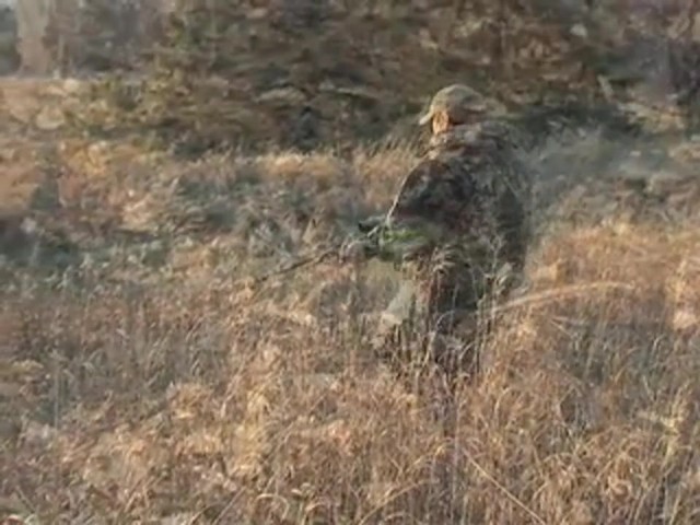 Walther&reg; Falcon Hunter&#153; .22 - cal. Air Rifle Mossy Oak&reg; Break - Up&#153; - image 9 from the video