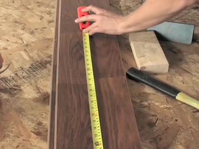 Laminate Floor Cutter - image 1 from the video