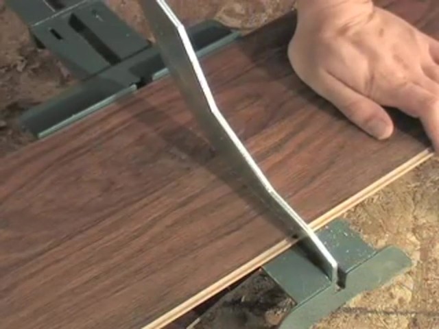 Laminate Floor Cutter - image 3 from the video