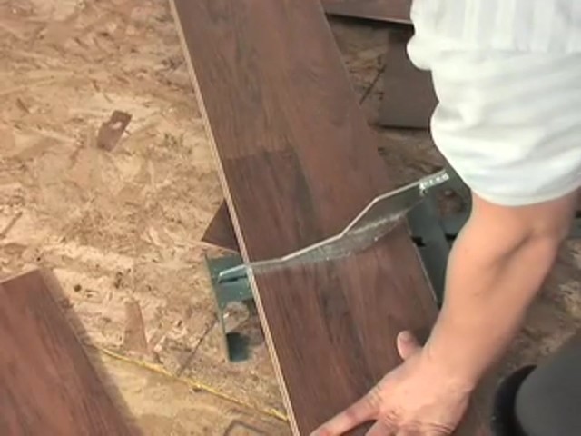Laminate Floor Cutter - image 4 from the video