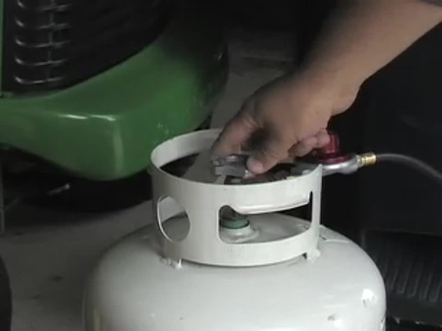 All Pro&#153; 40000 BTU Propane Heater - image 4 from the video