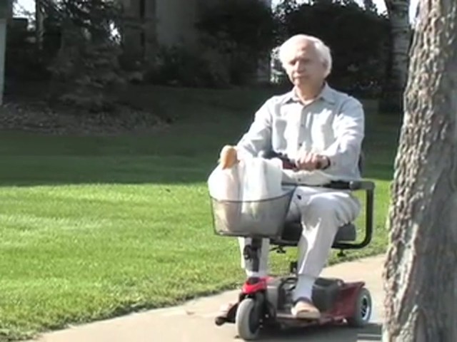 Falcon&reg; 3 - wheel Electric Scooter - image 1 from the video