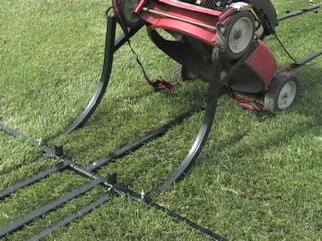 Dual - purpose Tractor Lift  - image 4 from the video