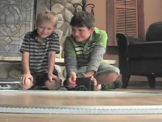 Lionel&reg; Limited Edition Caterpillar&reg; Train Set - image 7 from the video