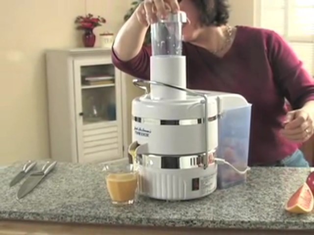 Jack LaLanne&reg; Power Juicer - image 6 from the video