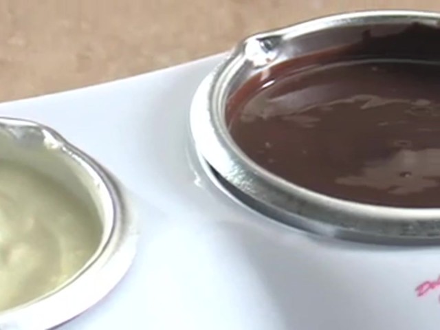 Double Chocolate Fondue Pot - image 4 from the video