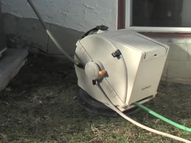 No - Crank&#153; Suburban Hose Reel - image 2 from the video