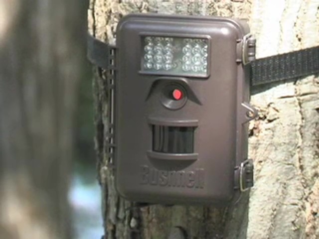 Bushnell&reg; Trophy Cam&#153; - image 5 from the video