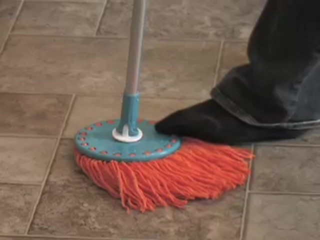 Hurricane&#153; 360 degree Spin&#153; Mop - image 7 from the video