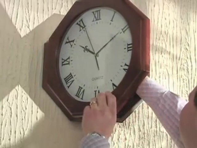Octagon Gun Clock Dark Oak - image 5 from the video