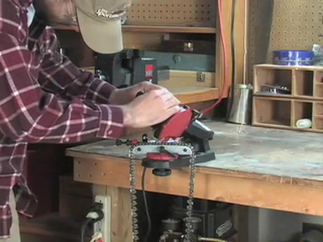 Grip - On&reg; Electric Chainsaw Sharpener - image 4 from the video
