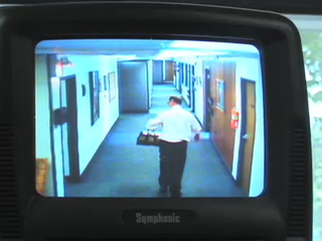 Freecam Security Camera Set with BONUS Dummy Camera - image 7 from the video