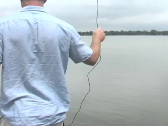 Hawkeye Portable Fishfinder - image 4 from the video