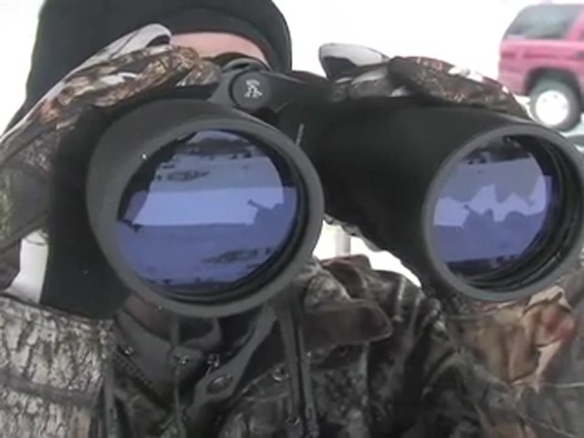 Securix&#153; 20 - 144x70 mm Mega Zoom Binoculars - image 8 from the video