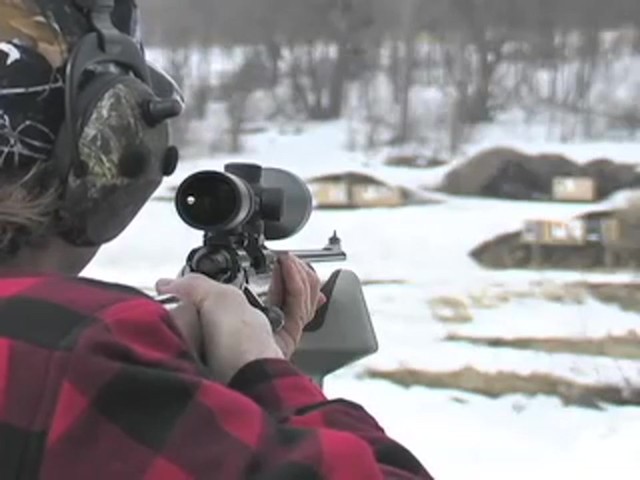 Fujinon&reg; 3.5 - 10x50 mm Rifle Scope Matte Black - image 10 from the video