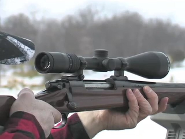 Fujinon&reg; 3.5 - 10x50 mm Rifle Scope Matte Black - image 5 from the video