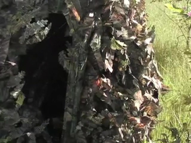 Guide Gear&reg; Leafy Hybrid Blind - image 4 from the video