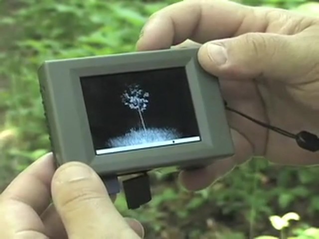 Moultrie&reg; Universal Picture Viewer - image 2 from the video
