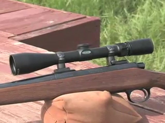 Weaver&reg; Hunter 3 - 9x40 mm Rifle Scope - image 10 from the video