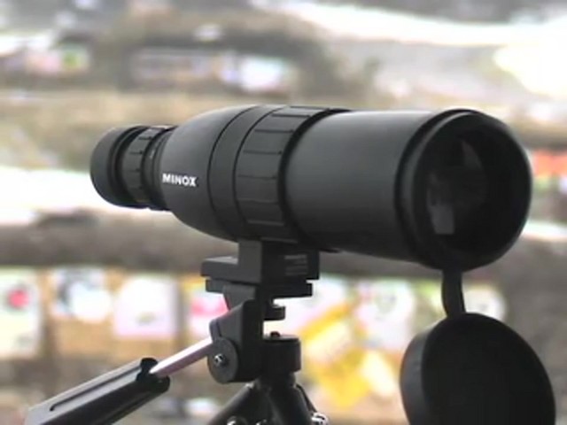 Minox&reg; 16 - 30x50 mm Spotter Matte Black - image 10 from the video